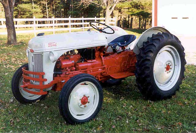 David & Mara Lowry's 1950 Ford 8N